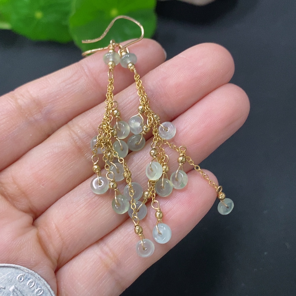 F31589402 Jadeite Inlaid Earrings with Hook (41% Au, Non-Gold Remainder, Total Weight Approx. 3g)