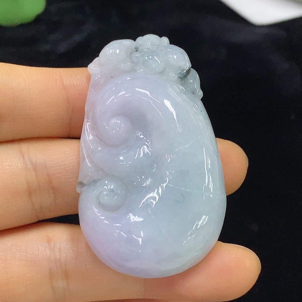F34948849 Jadeite Pendants Sell as a Lot
