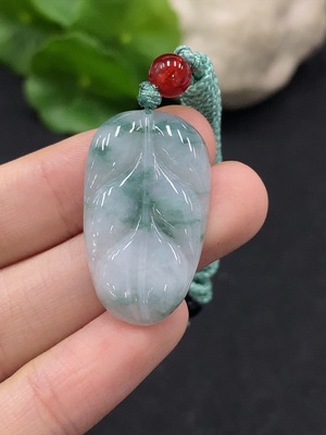 F34057712 Jadeite Leaf Pendant Total Weight Approx. 5.5g Including Rope Weight Non-A Grade Matching Beads
