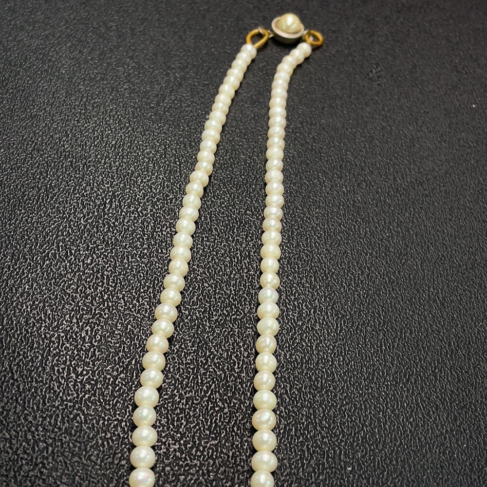 C34951095 Pearl Necklace with Non-Natural Accent Stones, Non-Gold, Total Weight Approx. 15.35g, Stone Size Around 5.4mm
