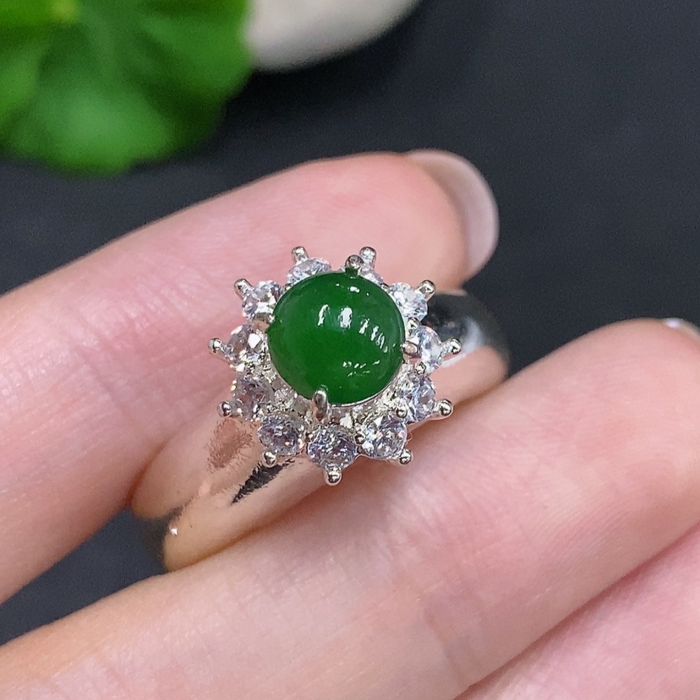 F34034300 Jadeite Cabochon Non-Gold Inlaid Total Weight Approx. 12.4g