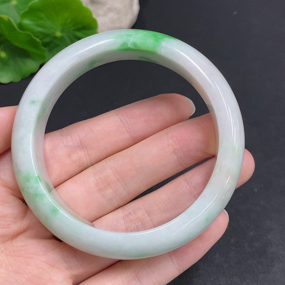 F33941902 Jadeite Round Bangle Total Weight About 70g Size 58