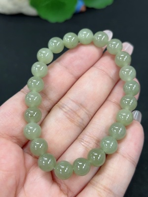 H46586903 和田玉手串 卡7.7mm左右 货品总重约17g