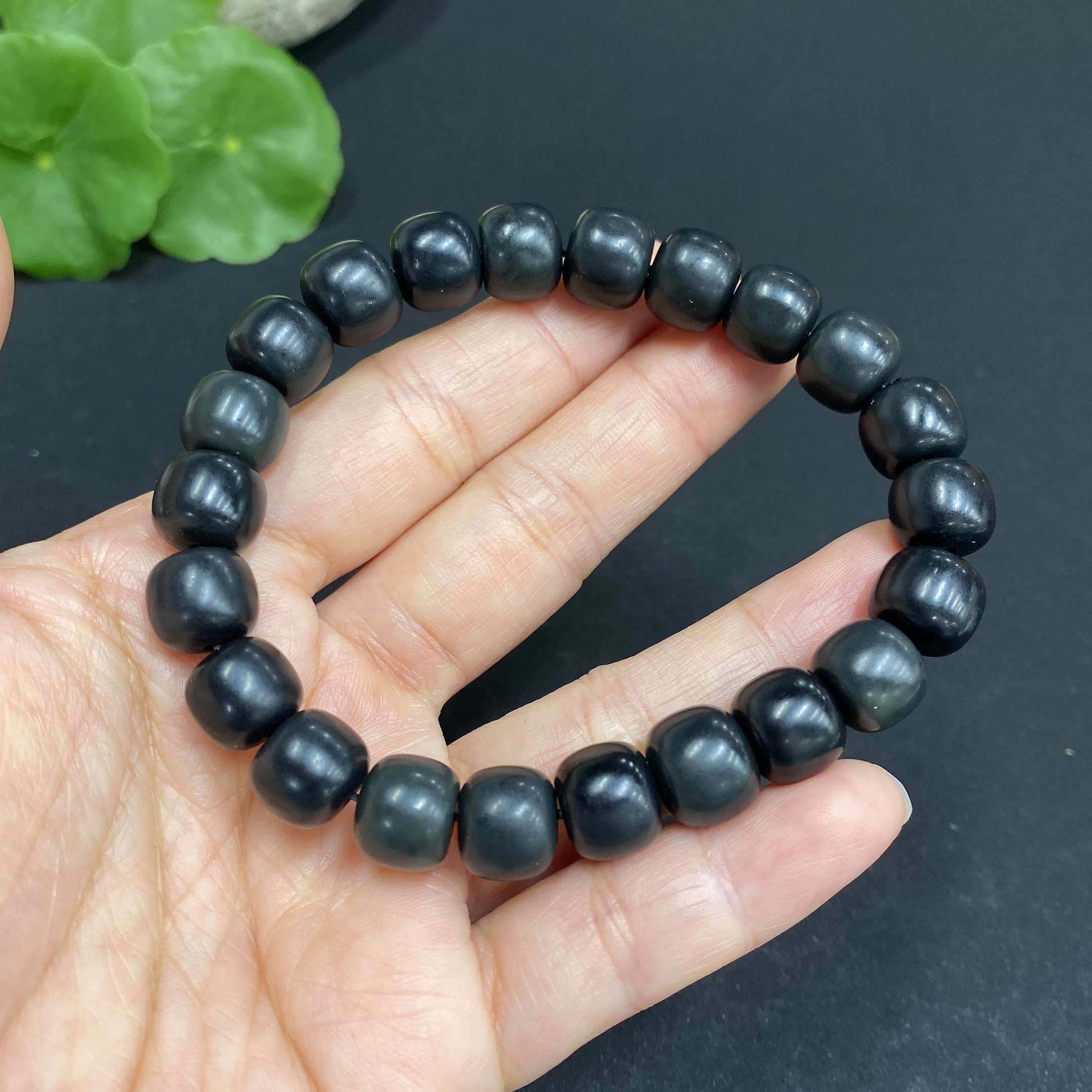 H32813249 Hetian Jade Bracelet, Approx. 9.8mm Beads, Total Weight Approx. 36.9g
