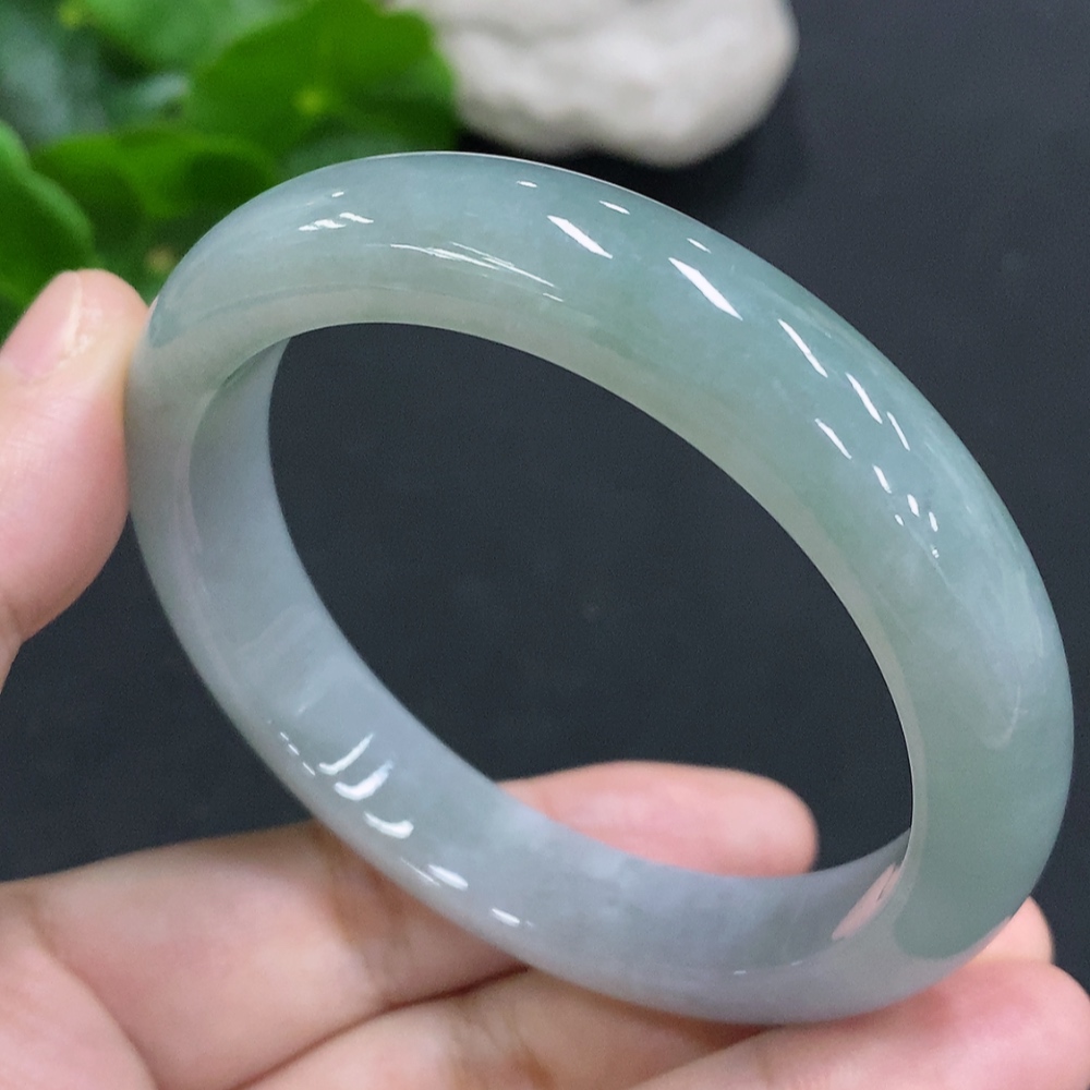 F34023470 Jadeite Round Bracelet Size 55.6 Total Weight Approx. 50.4g