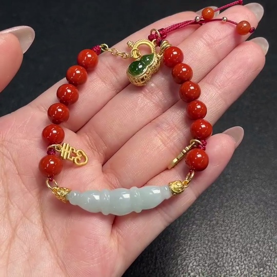 C34951511 South Red Agate Bracelet with Visible Organic Matter, Total Weight Approx. 13.92g, Size 7.3mm, Paired with Jadeite and Hetian Jade, Non-Gold