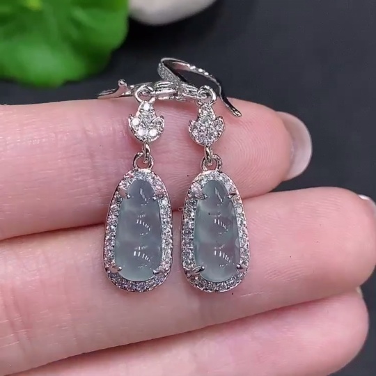 F34035128 Jadeite Blessing Bean Inlaid Earrings Non-Gold Inlaid Total Weight About 3.1g