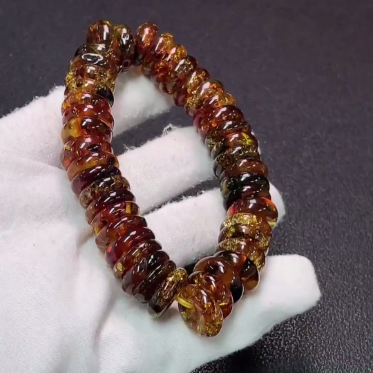 C34039583 Amber and Beeswax Bracelet, Total Weight Approx. 29.73g, Size About 14.7mm