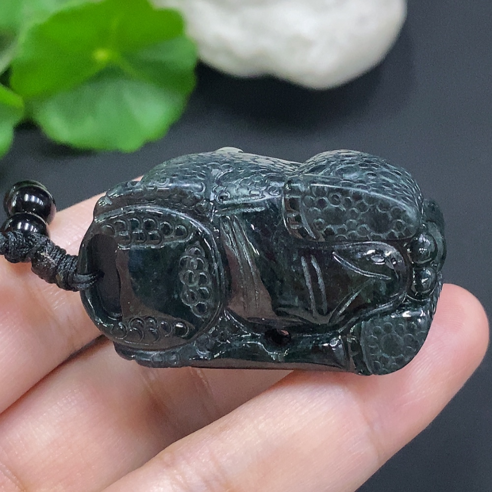 F34069836 Jadeite Pixiu Pendant Total Weight with Chain Approx. 77.3g (Non-A Chain) (Containing Other Mineral Components)