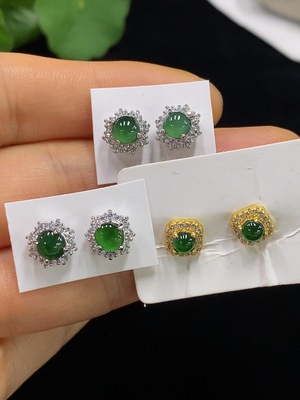 F34974870 Jadeite Inlaid Earrings Non-Gold