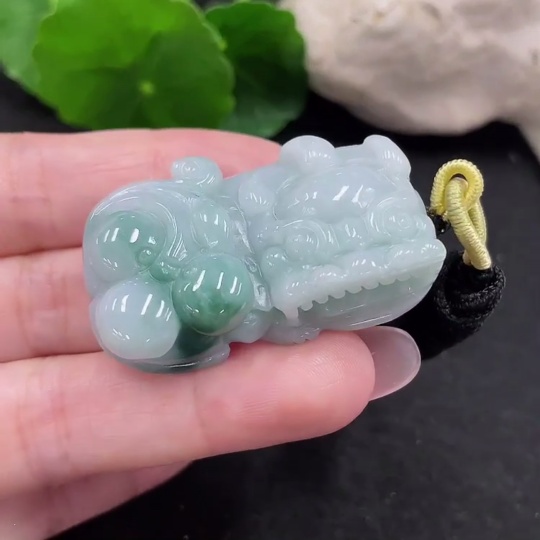 F34966161 Jadeite Pixiu Pendant Total Weight Approx. 31.2g (Including Rope Weight)