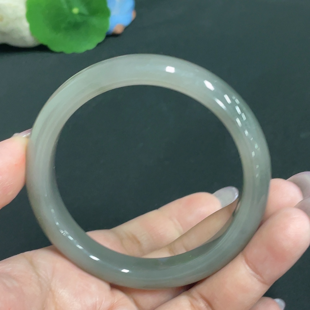 H33939597 Hetian Jade Round Bracelet Size 59.3 Total Weight Approx. 50.7g