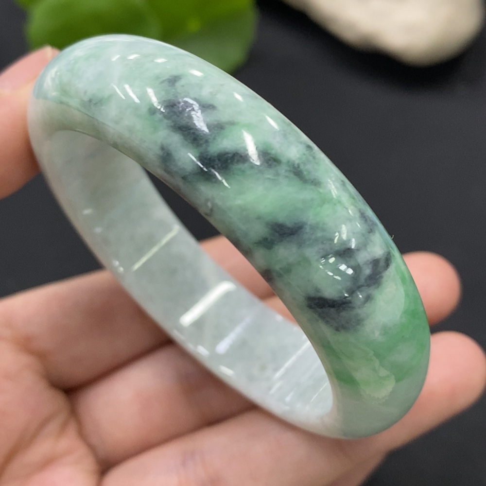 F27123095 Jadeite Round Bangle Size 51.1 Total Weight Approximately 577.44g Containing Other Mineral Components