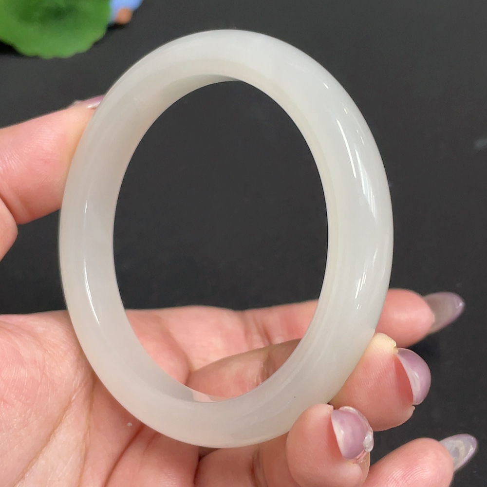 H33930507 Hetian Jade Round Bangle Size 57.6 Total Weight Approx. 47.3g