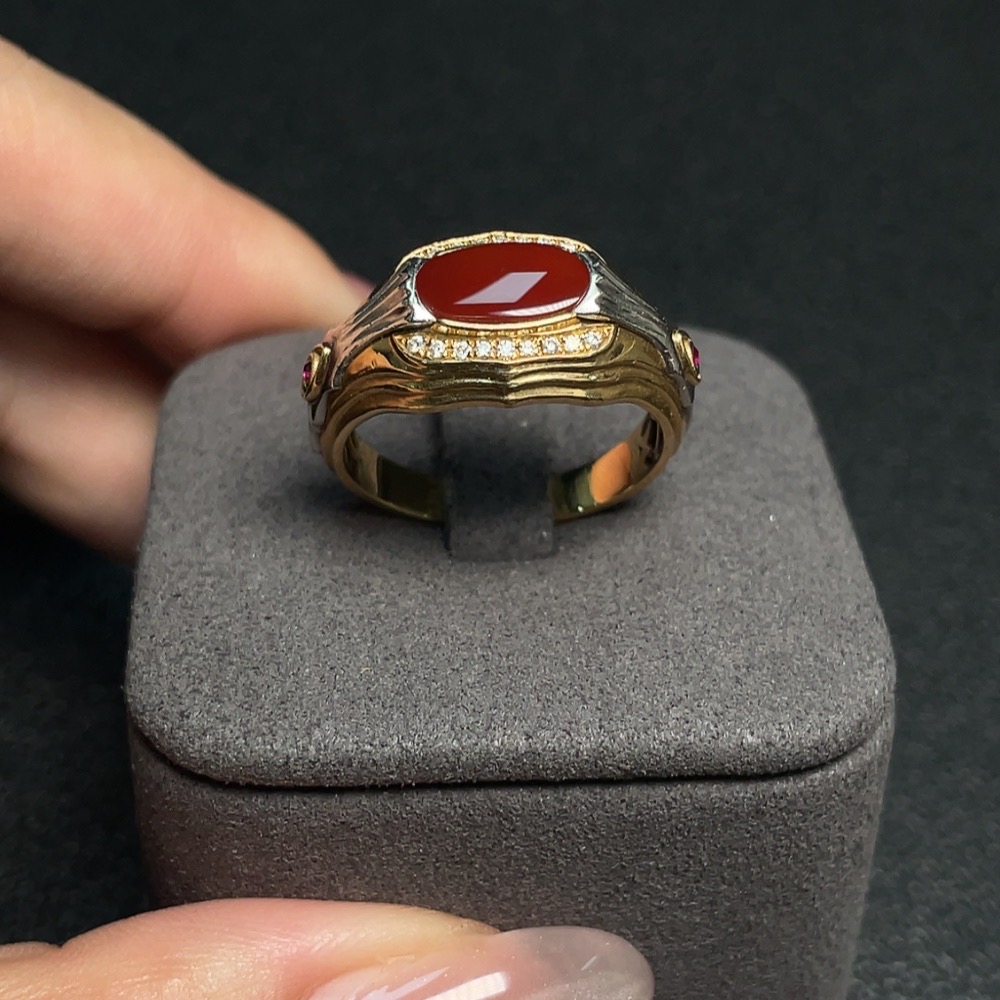 C30536150 South Red Agate Inlaid Ring 18K Gold Size 20 Total Weight Approx. 5.42g Non-Diamond