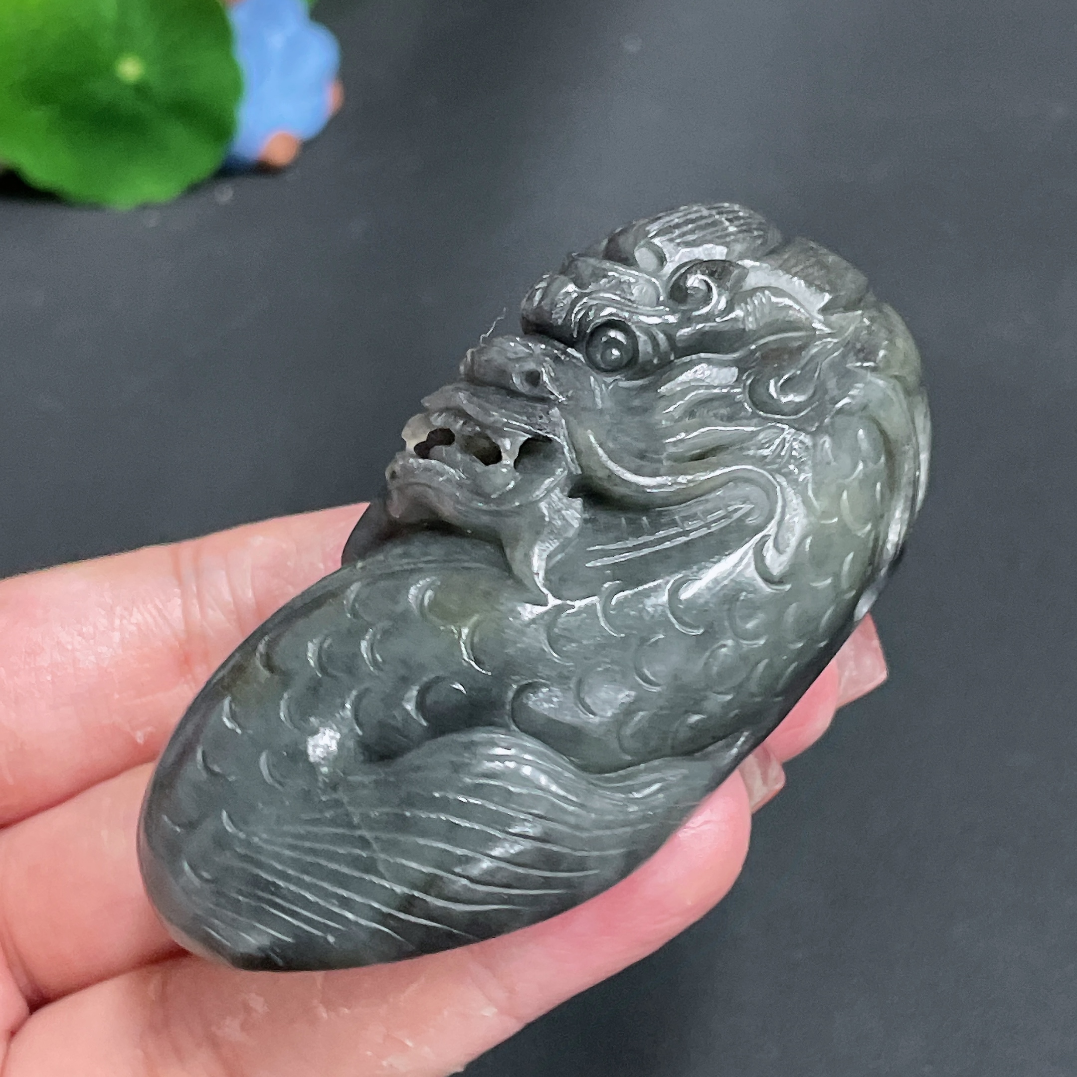 H24804786 Hetian Jade Handheld Ornament - Dragon Fish, Total Weight Approx. 103.9g