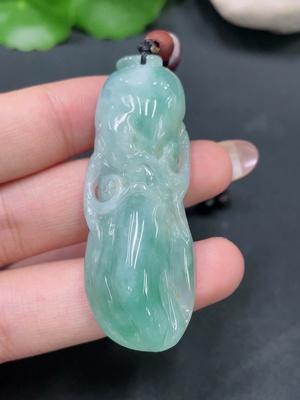 F18027766 Jadeite Pendant Total Weight 24.712g