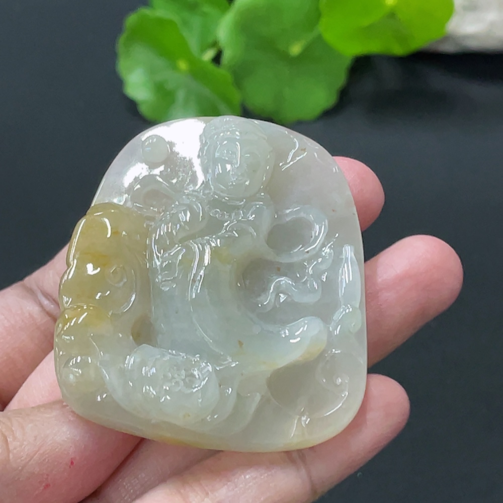 F35109714 Jadeite Guanyin Pendant, Total Weight Approximately 47.19g