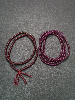 C34949389 Garnet Bead Strand Non-Gold Total Weight Approx. 37.91g Sell as a Lot