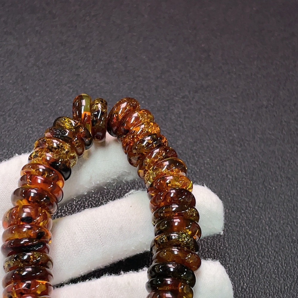C34039583 Amber and Beeswax Bracelet, Total Weight Approx. 29.73g, Size About 14.7mm