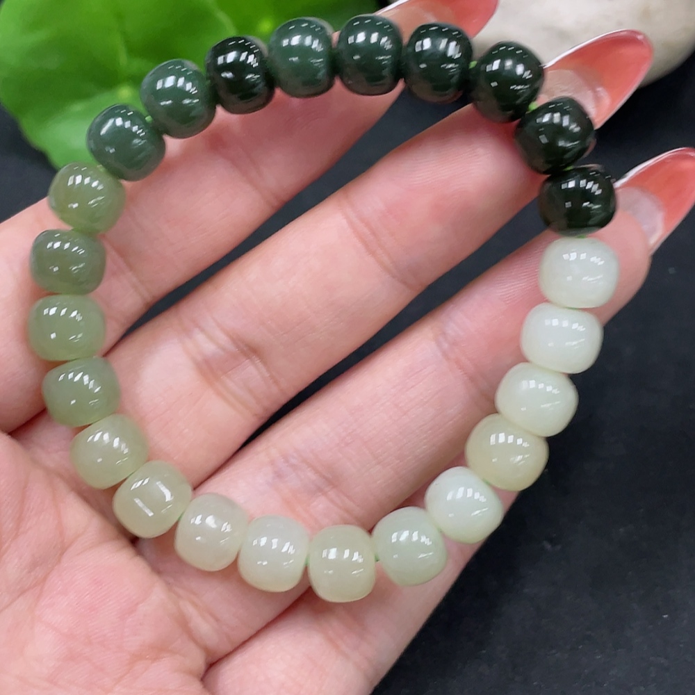 H35085070 Hetian Jade Bracelet Approx. 7.8mm Total Weight Approx. 20.2g