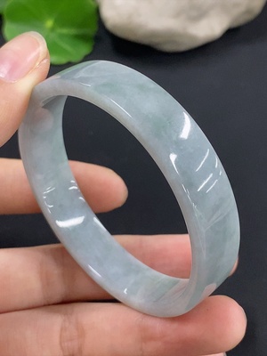 F41936956 翡翠正圈手镯 货品总重约27.25g 52.8圈口