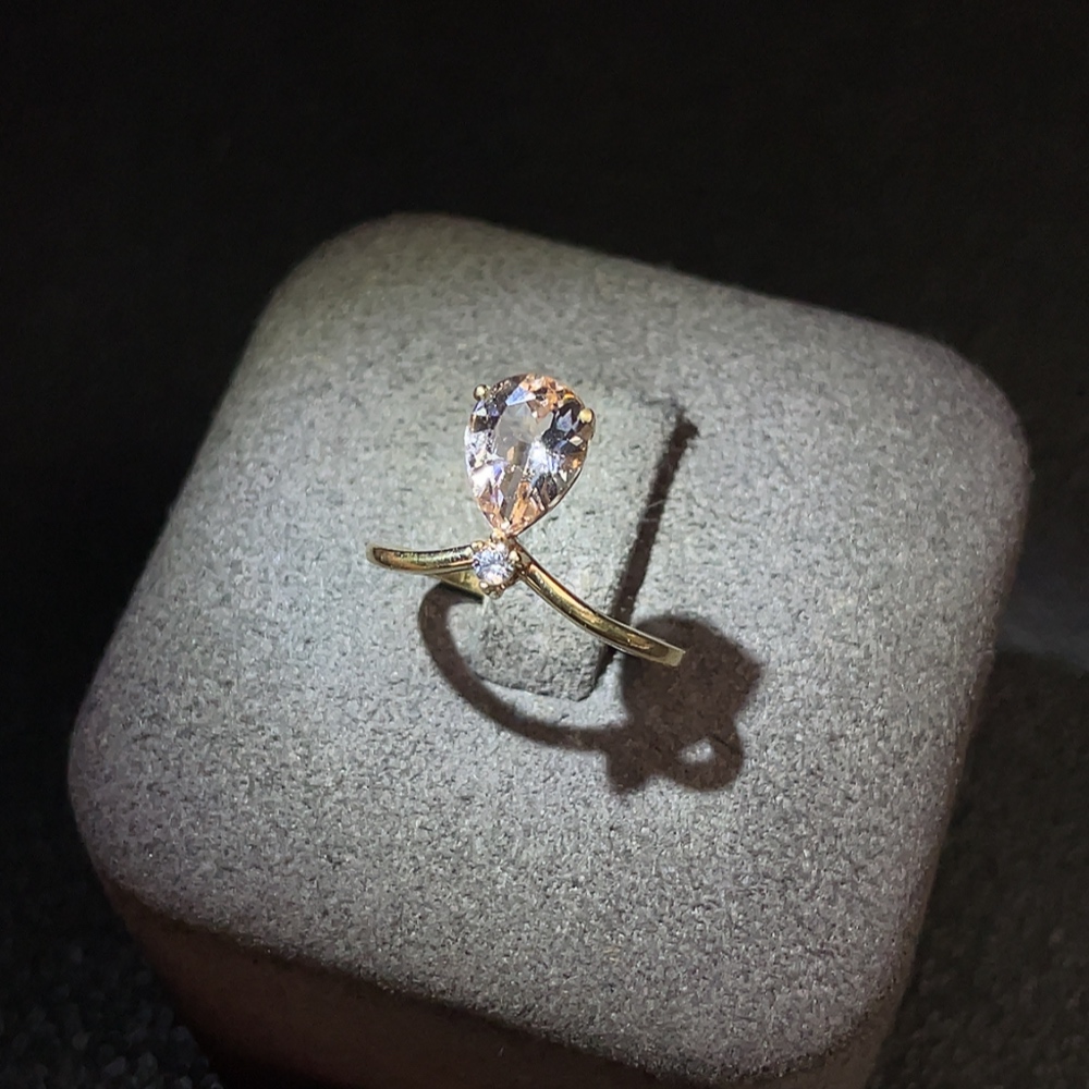 C28181453 Beryl Ring, Color Origin Undetermined, 37% Gold Content, Total Weight Approx. 1.27g, Size 8#