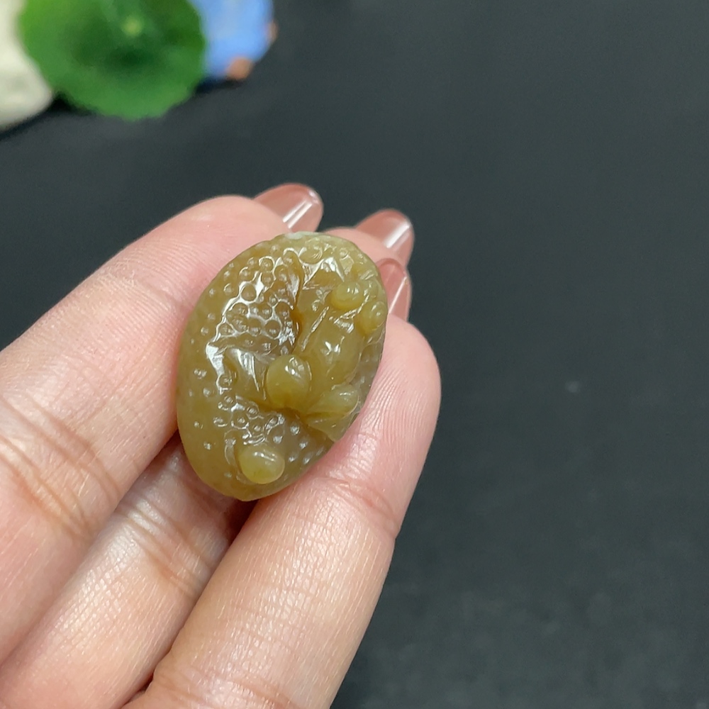 H34011299 Hetian Jade Pendant - Quacking Wealth - Total Weight: Approx. 9.7g