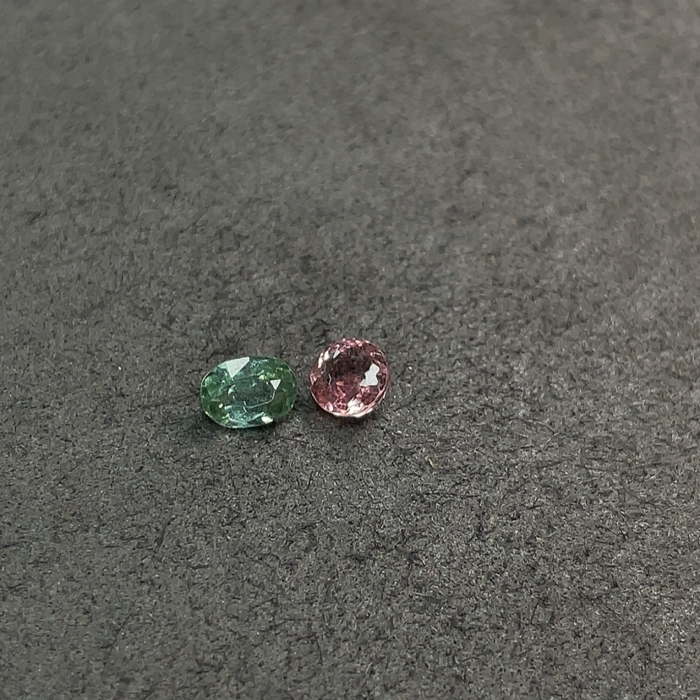 C34990136 Tourmaline Rough Stone Total Weight Approx. 1.68ct Sell as a Lot