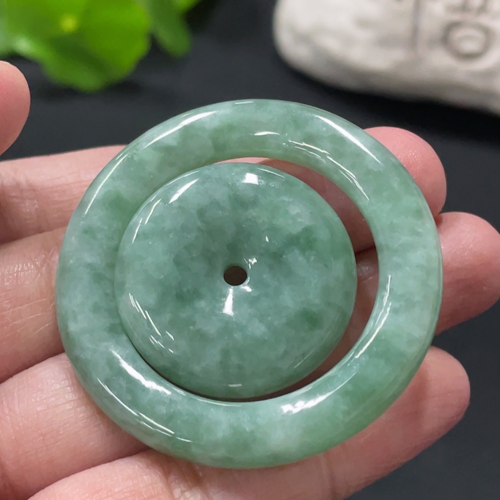 F31631435 JadeiteMother-and-Child Toggle Pendant