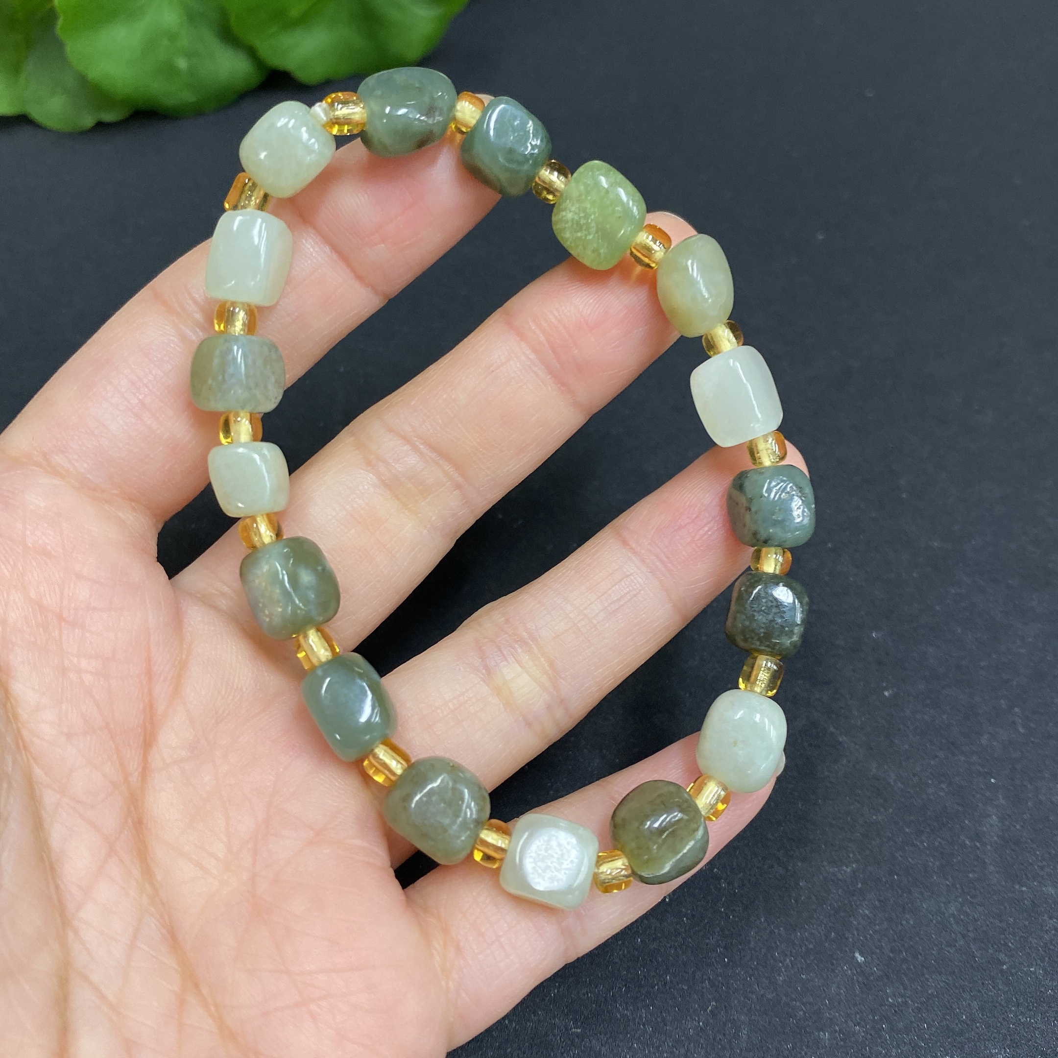 H32795164 Hetian Jade Bracelet