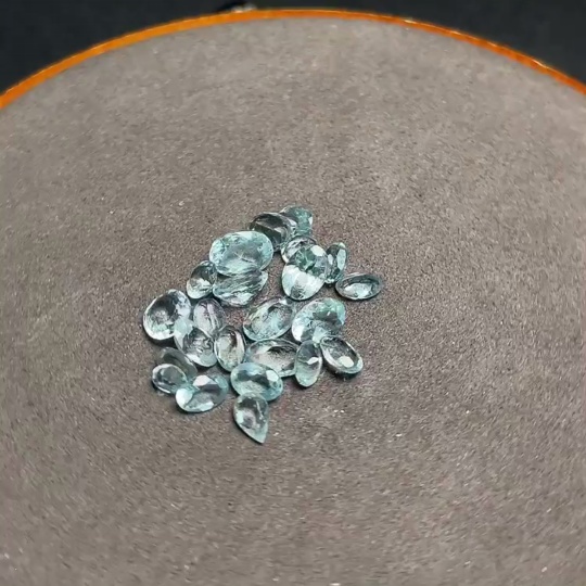 C32782915 Aquamarine Rough Stone Total Weight Approx.11.975ct Sell as a Lot