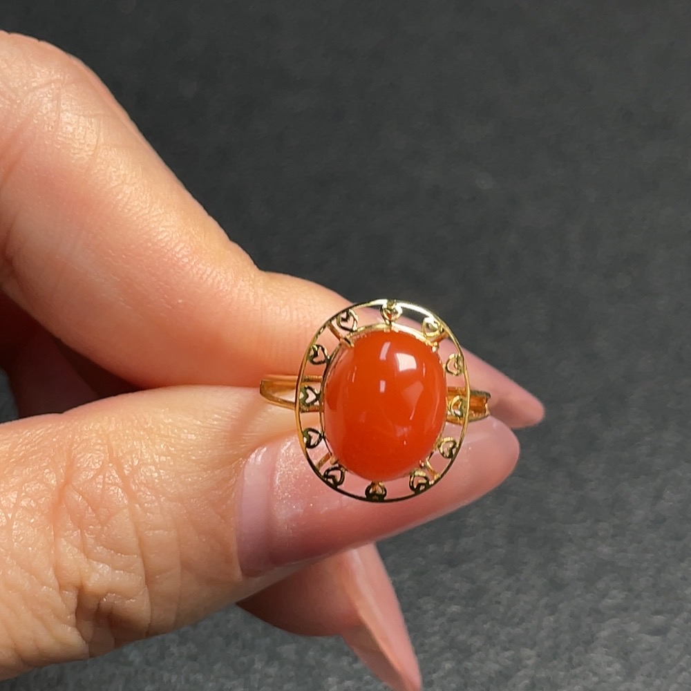 C29370190 South Red Agate Inlaid Ring, 18k Gold, Size 9, Total Weight Approx. 1.70g