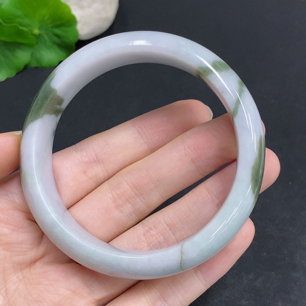 F33831604 Jadeite Round Bangle, Total Weight Approx. 68.3g, Size 58.5