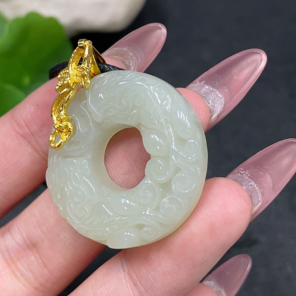 H33924426 Hetian Jade Pendant - Auspicious Beast Ring, Non-Gold Inlaid, Total Weight (Including Rope): Approx. 12.2g