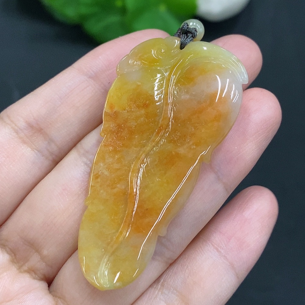 F24832700 color origin undetermined, with non-A grade matching beads