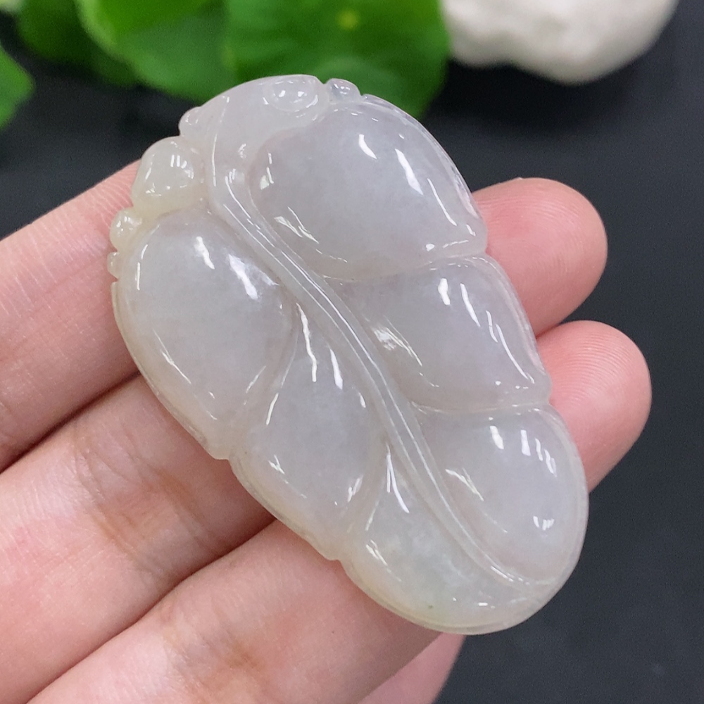 F33946083 Jadeite Leaf Pendant Total Weight Approx. 14.6g