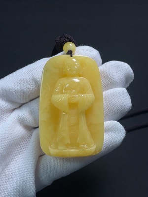 C41833104 琥珀蜜蜡挂件 含绳 货品总重约25.5g
