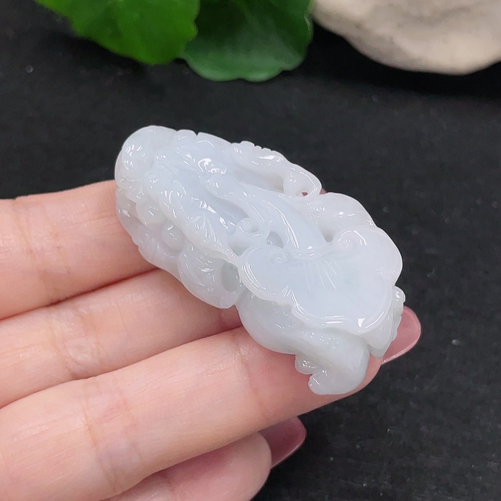 F33826579 Jadeite Pi Xiu Pendant, Total Weight Approx. 29.8g