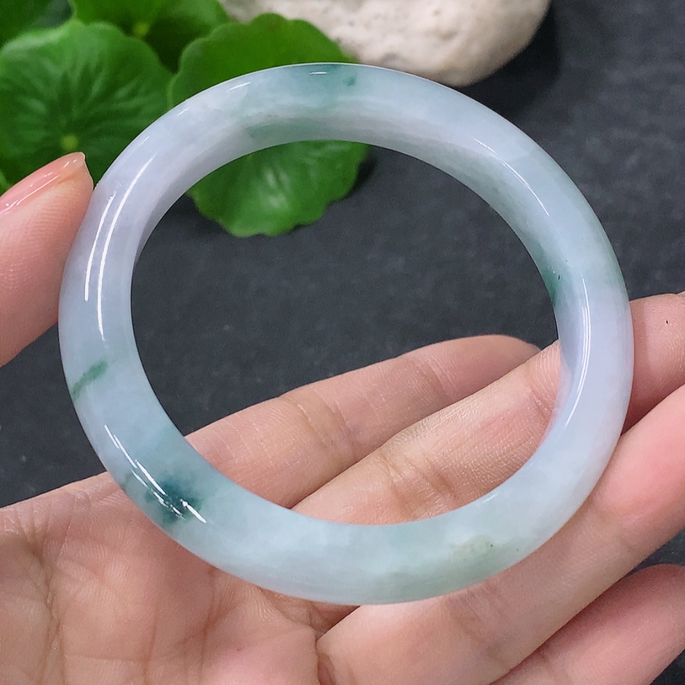 F34043165 Jadeite Round Bracelet Size 50.5mm Total Weight Approx. 37.5g