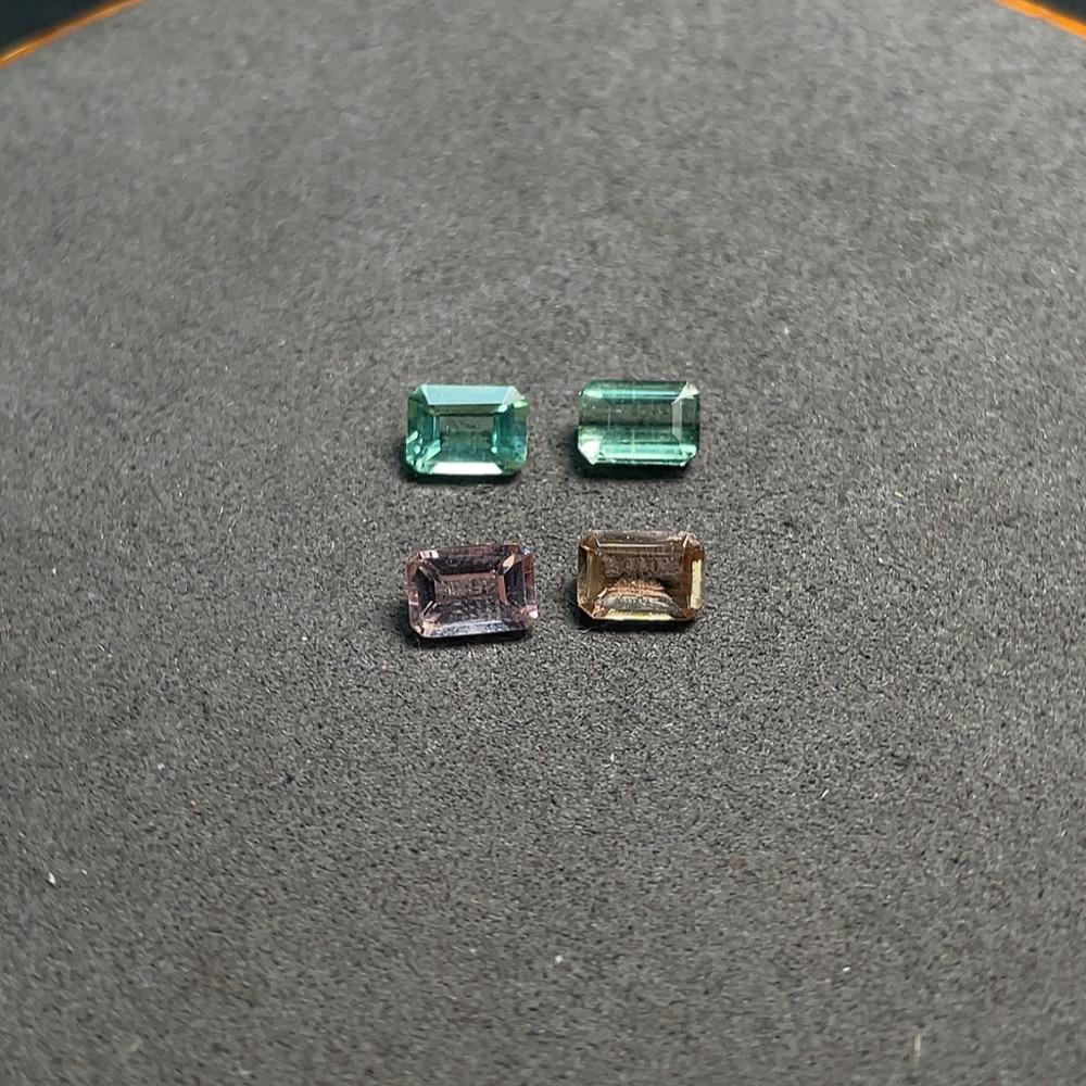 C30510700 Tourmaline Rough Stone Total Weight Approx. 3.79ct