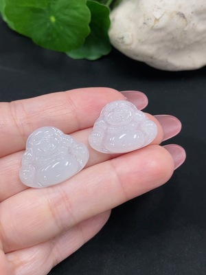 F34012178 Jadeite Buddha Pendant Sell as a Lot