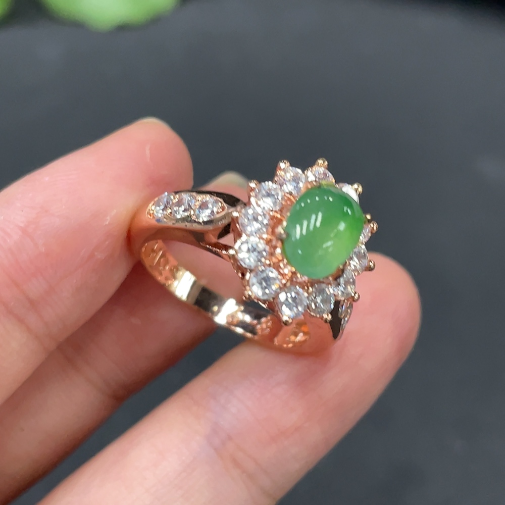 F23582341 Jadeite cabochon mount, non-gold, total weight 5.410g