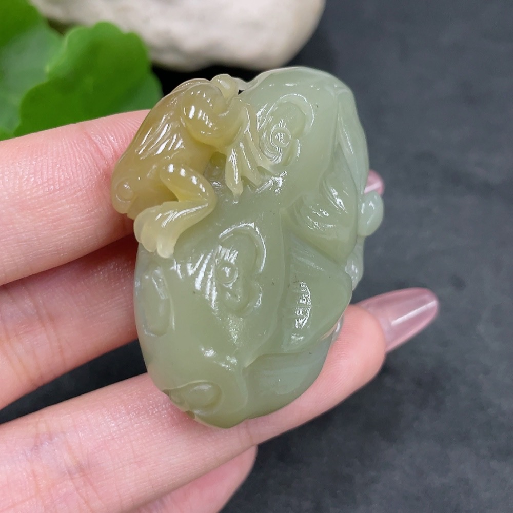 H33925604 Hetian Jade Pendant - Quacking Wealth, Total Weight Approx. 39.5g