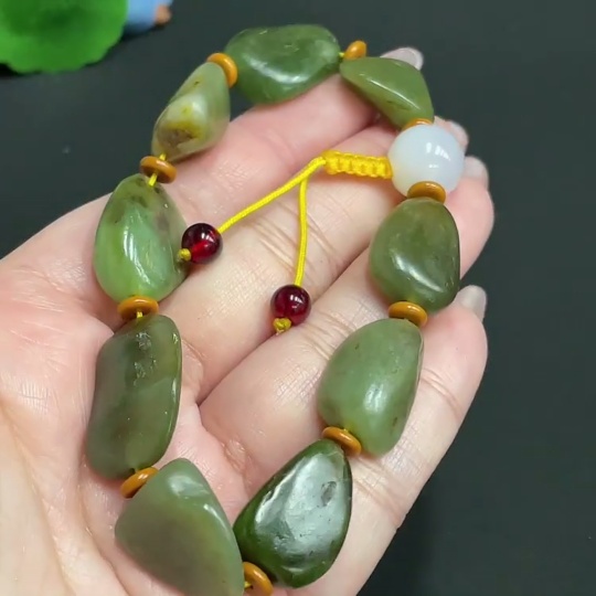 H26014921 Hetian Jade Beads, Undetermined Skin Color Origin, Total Weight Approx. 41g, Non-Hetian Jade Beads Included