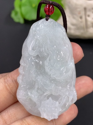 F42952584 翡翠龙牌挂件 货品总重约29.8g 配珠非A