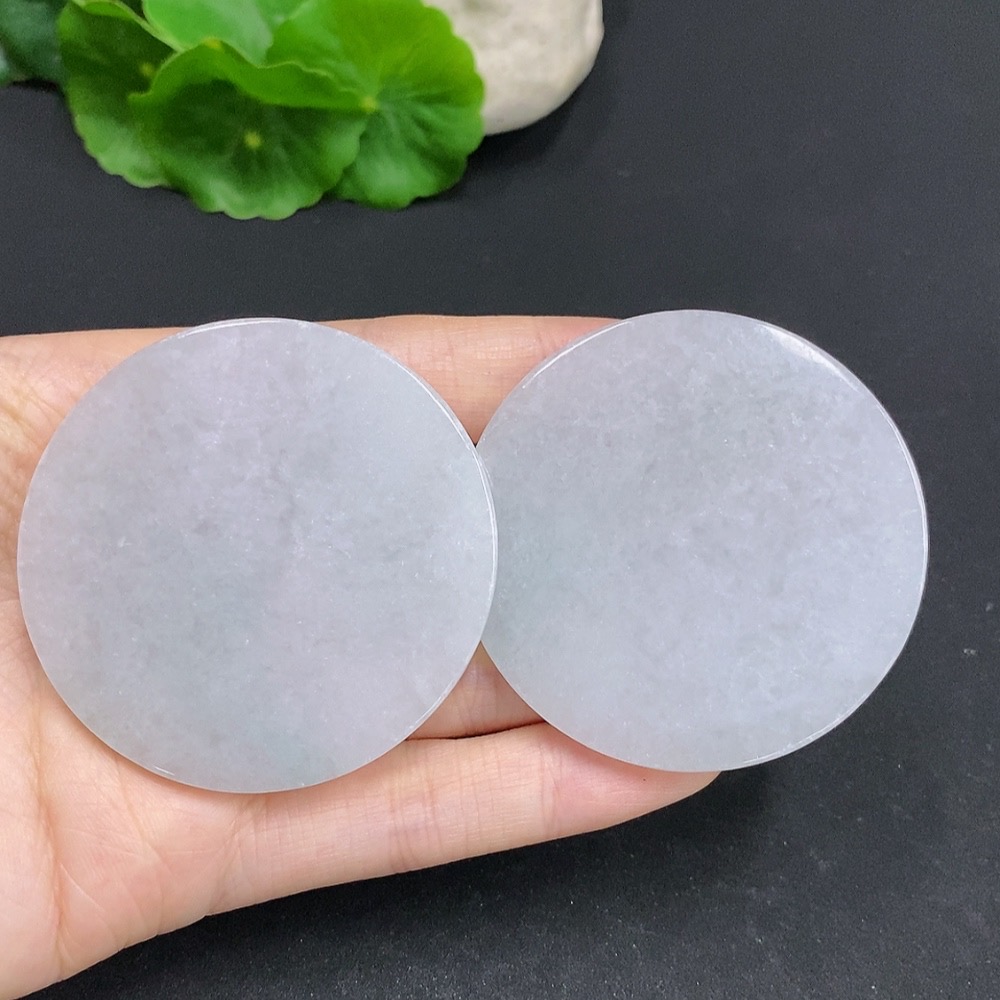 F33831906 Jadeite Plain Pendant Sell as a Lot