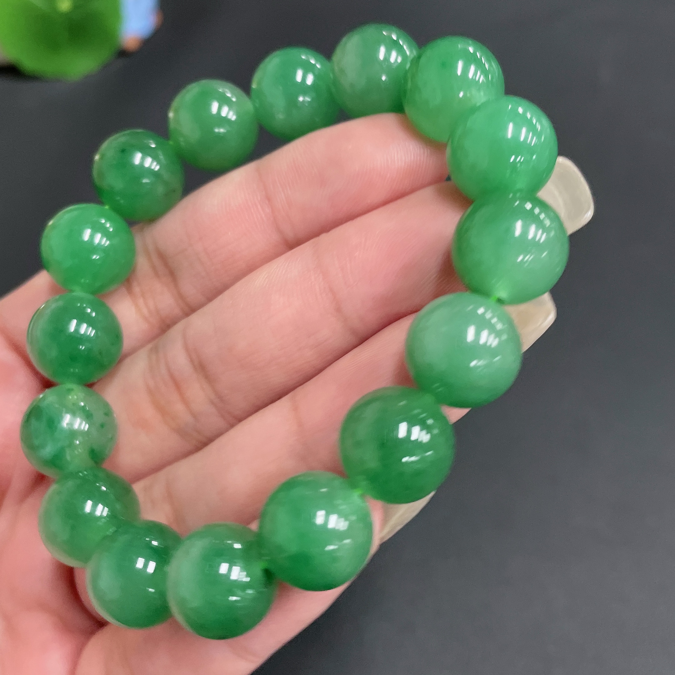 H23609491 Dulong Jade Bracelet, approx. 12mm beads, total weight about 40.7g