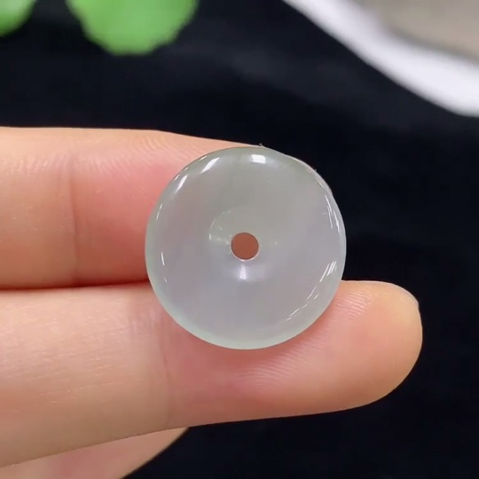 F32803342 JadeitePeace Buckle Pendant