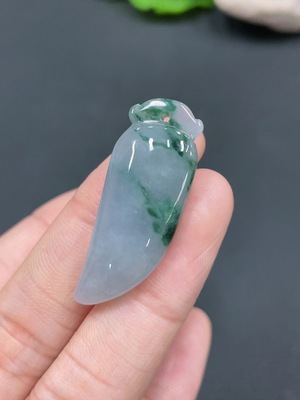 F22538009 Jadeite Auspicious Melon Pendant Total Weight 6.266g
